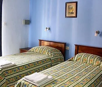 'Young'Seven Apartments San Ġiljan