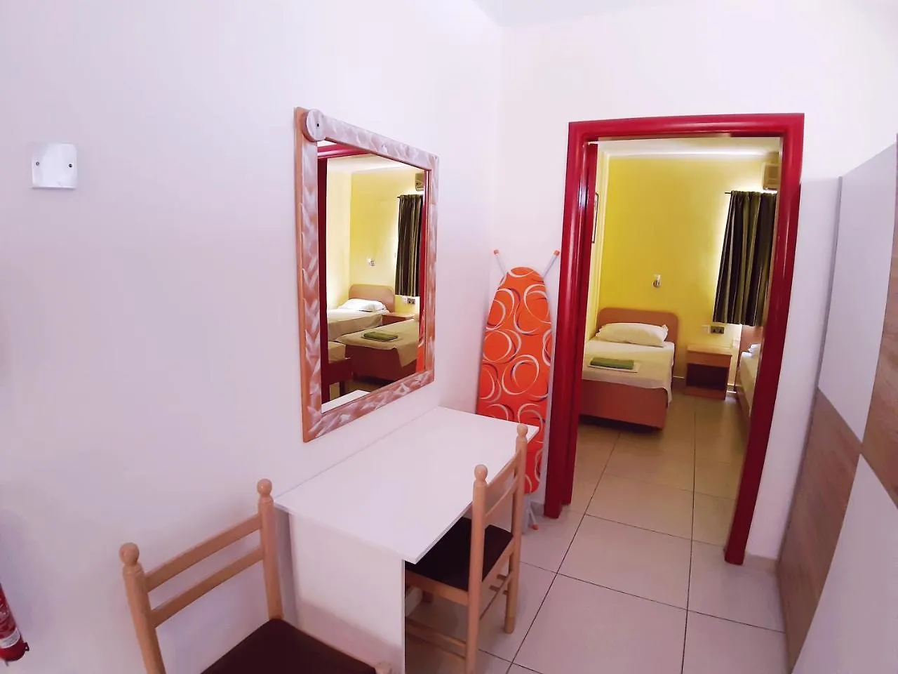 Aparthotel 'Young'Seven Apartments San Ġiljan