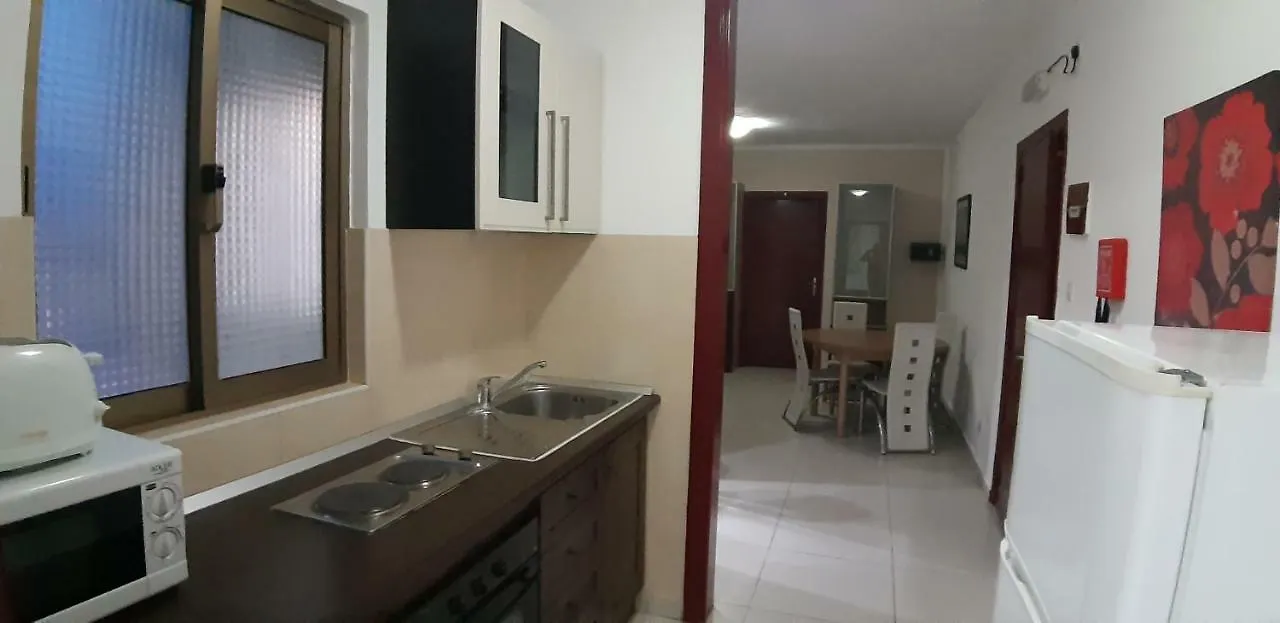 'Young'Seven Apartments San Ġiljan Malta