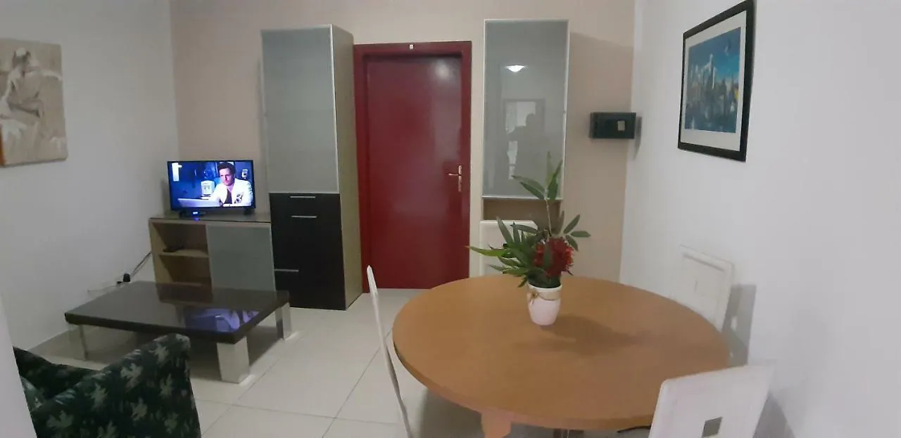 'Young'Seven Apartments San Ġiljan Aparthotel