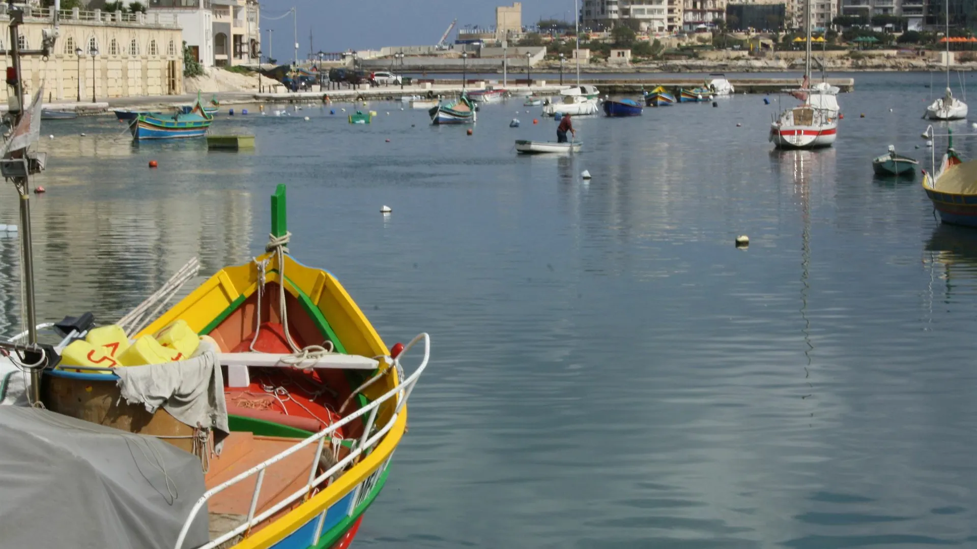 'Young'Seven Apartments San Ġiljan 2*,  Malta